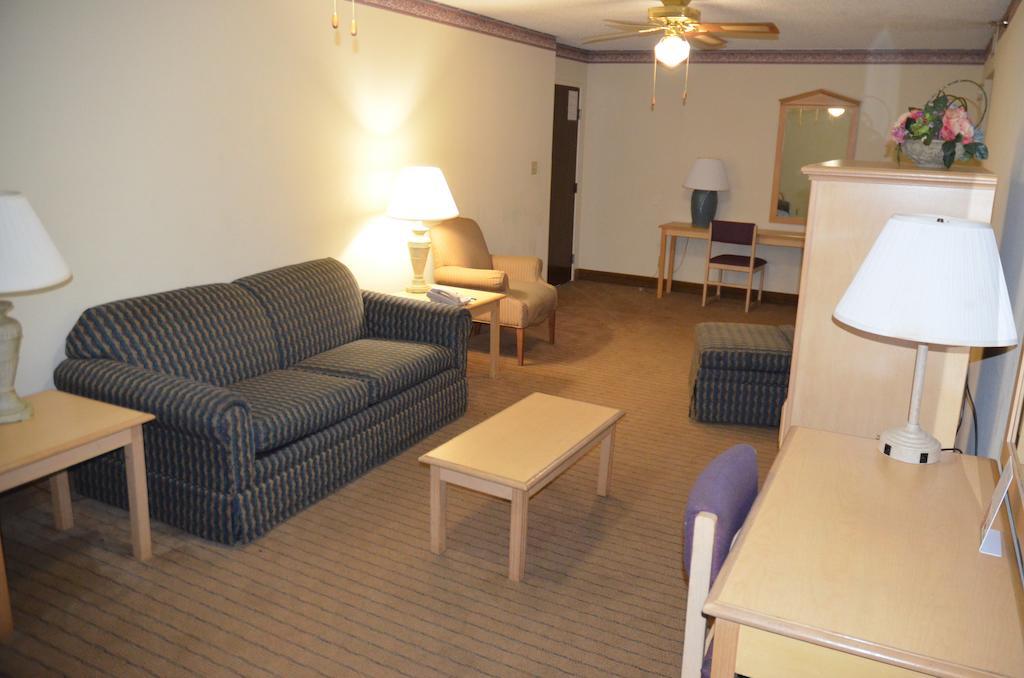 Clarion Hotel Jackson Northwest מראה חיצוני תמונה