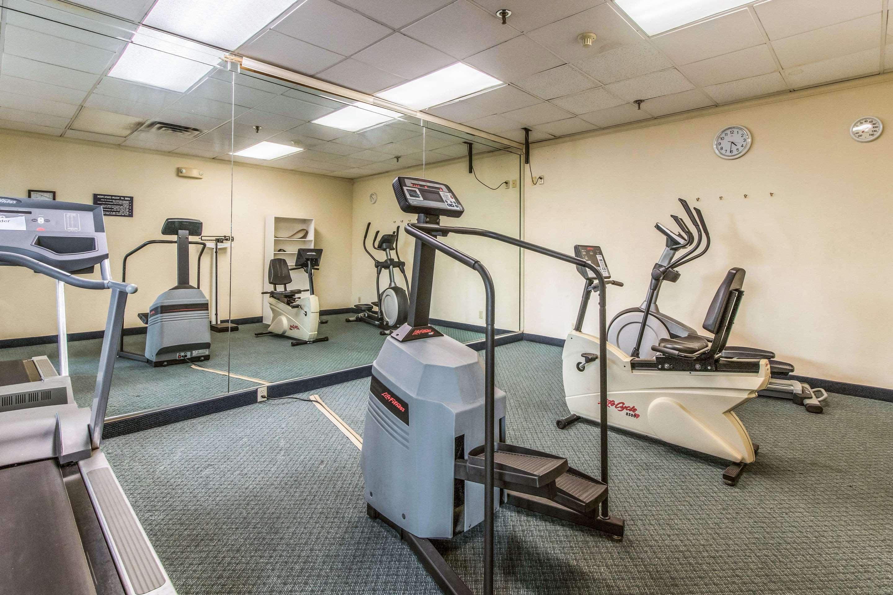 Clarion Hotel Jackson Northwest מראה חיצוני תמונה