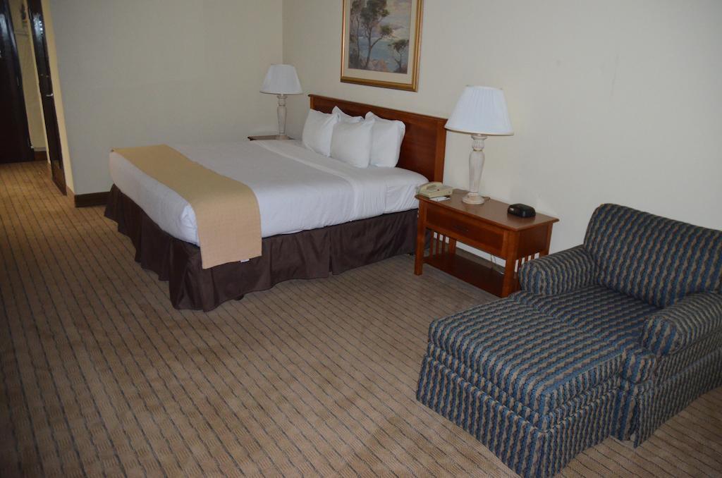 Clarion Hotel Jackson Northwest מראה חיצוני תמונה