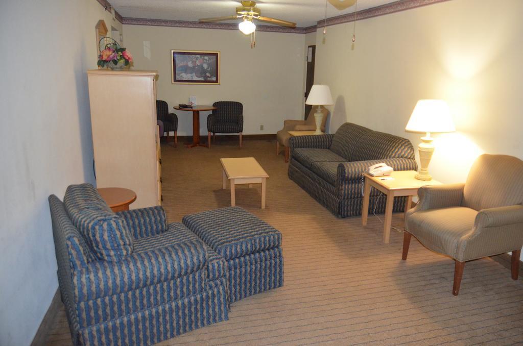 Clarion Hotel Jackson Northwest מראה חיצוני תמונה