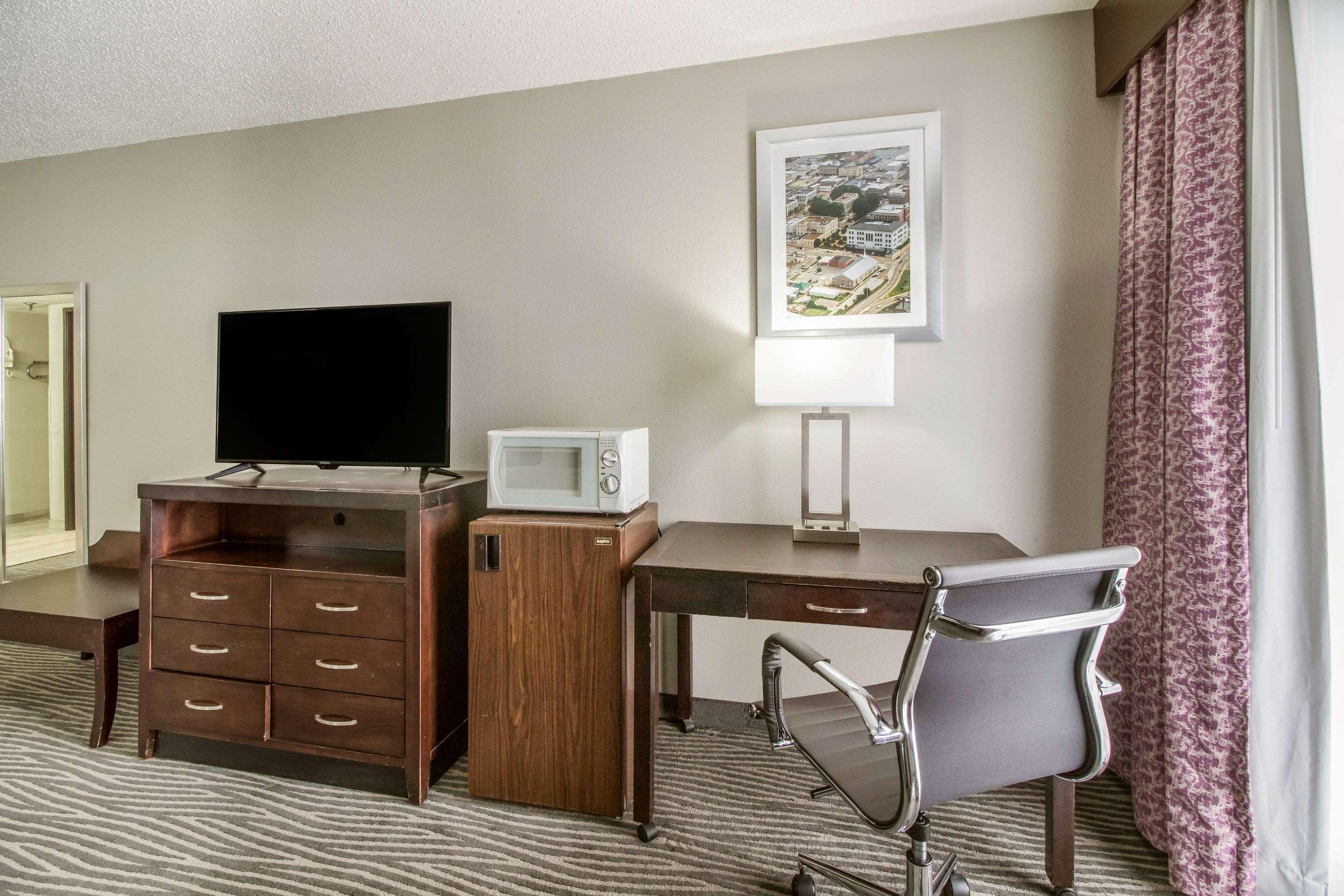 Clarion Hotel Jackson Northwest מראה חיצוני תמונה