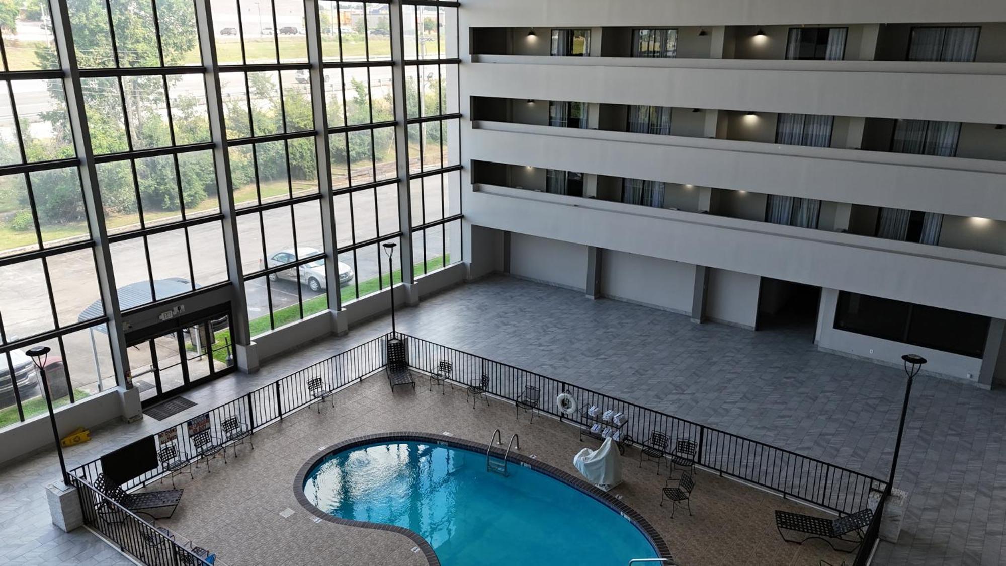 Clarion Hotel Jackson Northwest מראה חיצוני תמונה